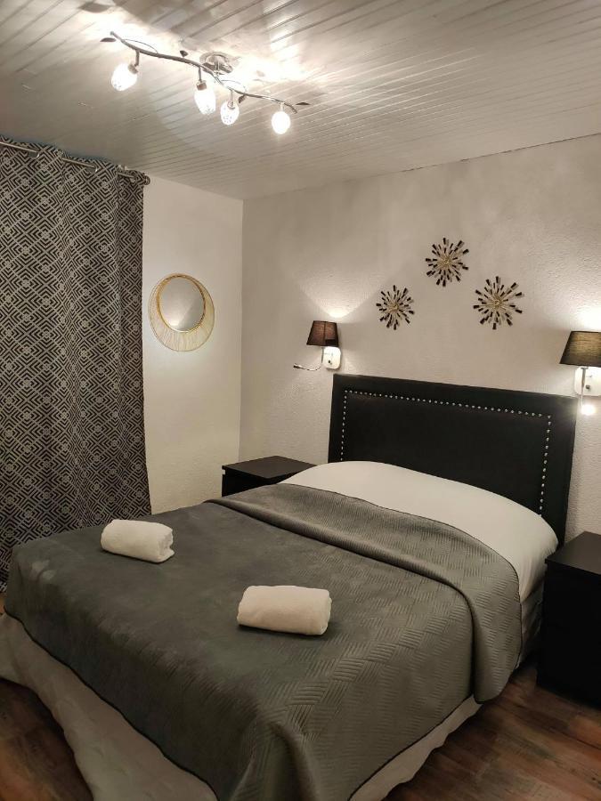 Hotel Du Levant Castellane Exterior photo