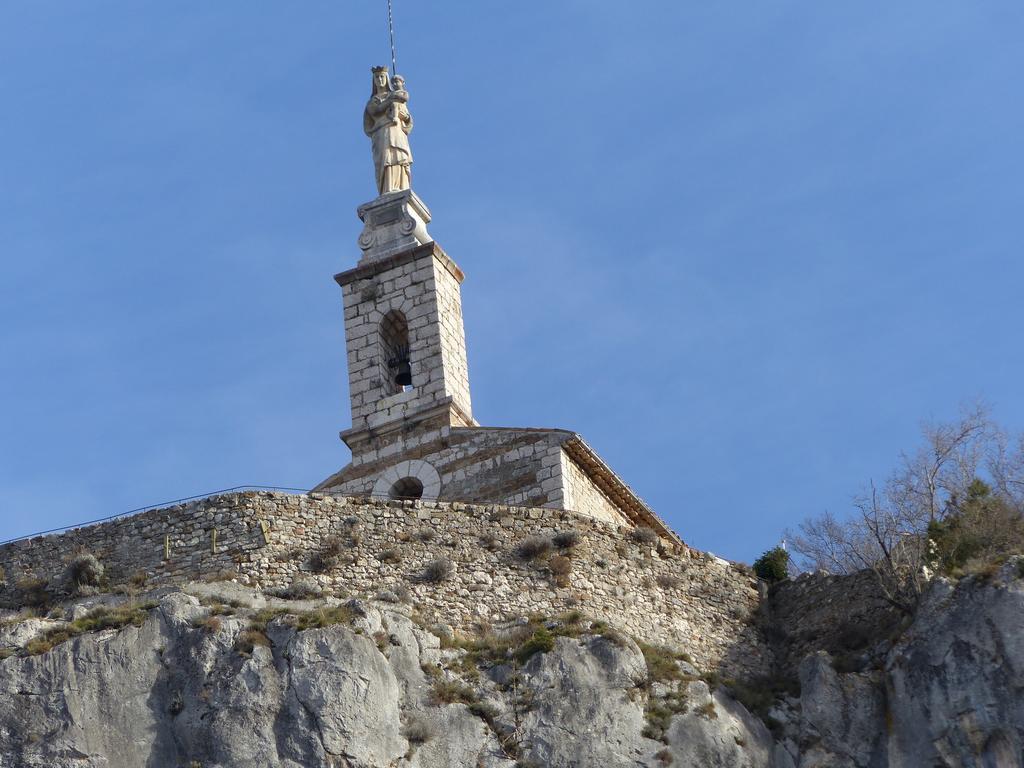 Hotel Du Levant Castellane Exterior photo